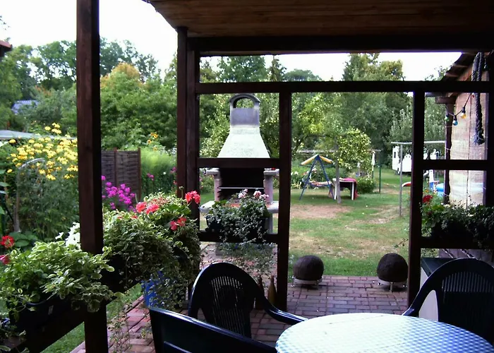 Semesterbostad Ferienwohnung-gurran *