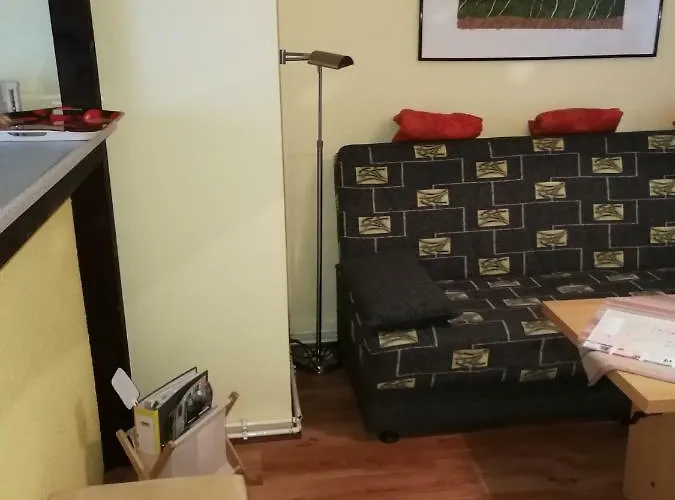 Semesterbostad Ferienwohnung-gurran